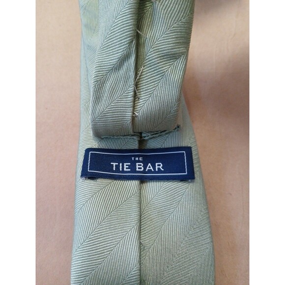 The Tie Bar Mens Neck Tie 100% Silk Sage Green 59" X 2.75" - Picture 3 of 6